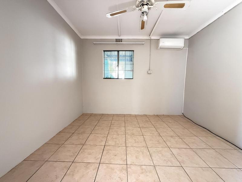 5 Bedroom Property for Sale in Amandelrug Western Cape